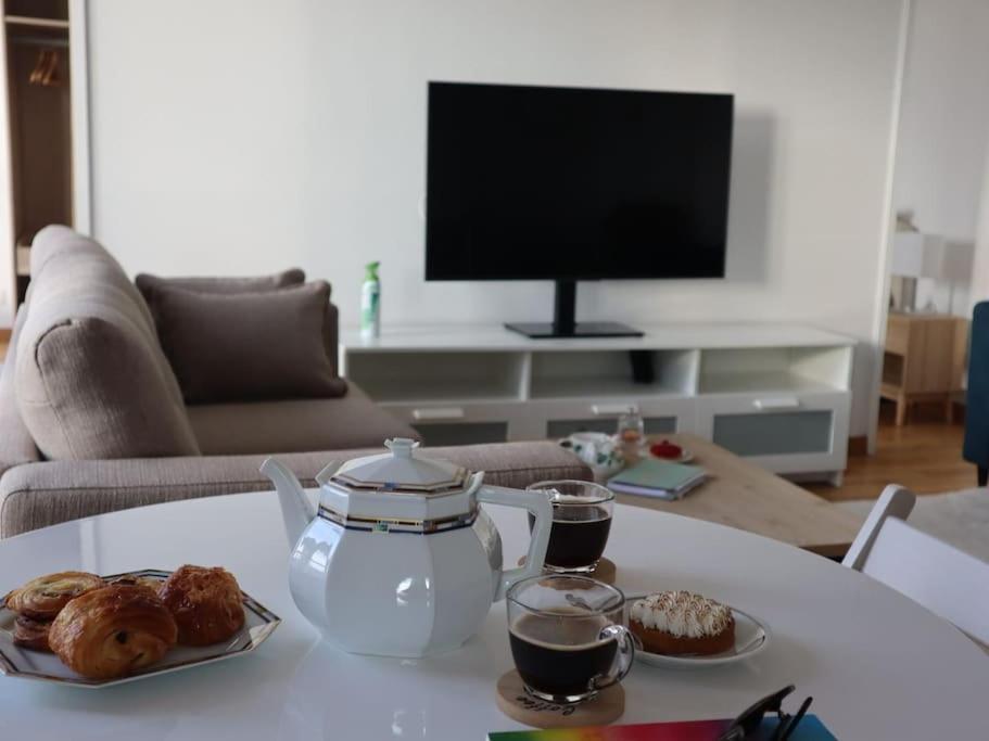 Magnifique Appartement A 5 Min De Paris Et 10 Min De L'Aeroport D'Orly Choisy-le-Roi Luaran gambar